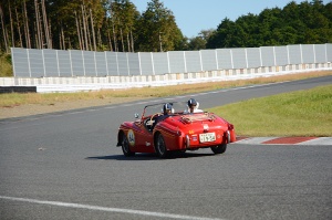 TRIUMPH TR2/TS competing PC competition at Sodegaura Forest Raceway