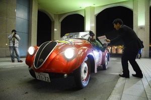 裏磐梯レイクリゾートでこの日最後のスタンプを受ける S.I.A.T.A. FIAT 500 GRAN SPORT